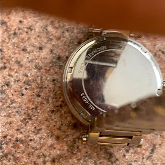 Michael Kors watch - Picture 3 of 6